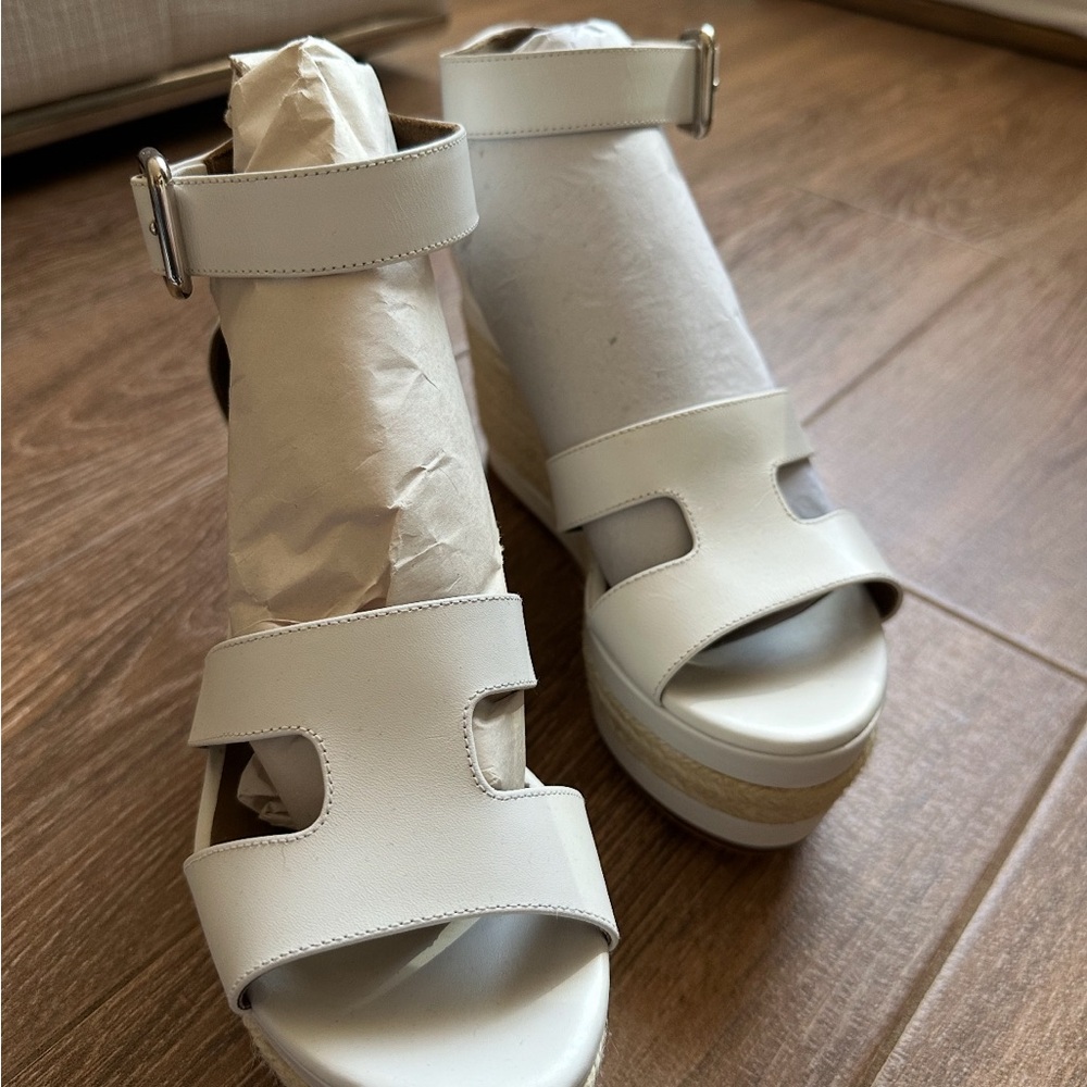 Hermes Ilana wedge espadrille leather Sandals.